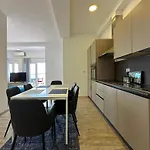 Seascape Vista, Luxury Seaview דירה סרנדה